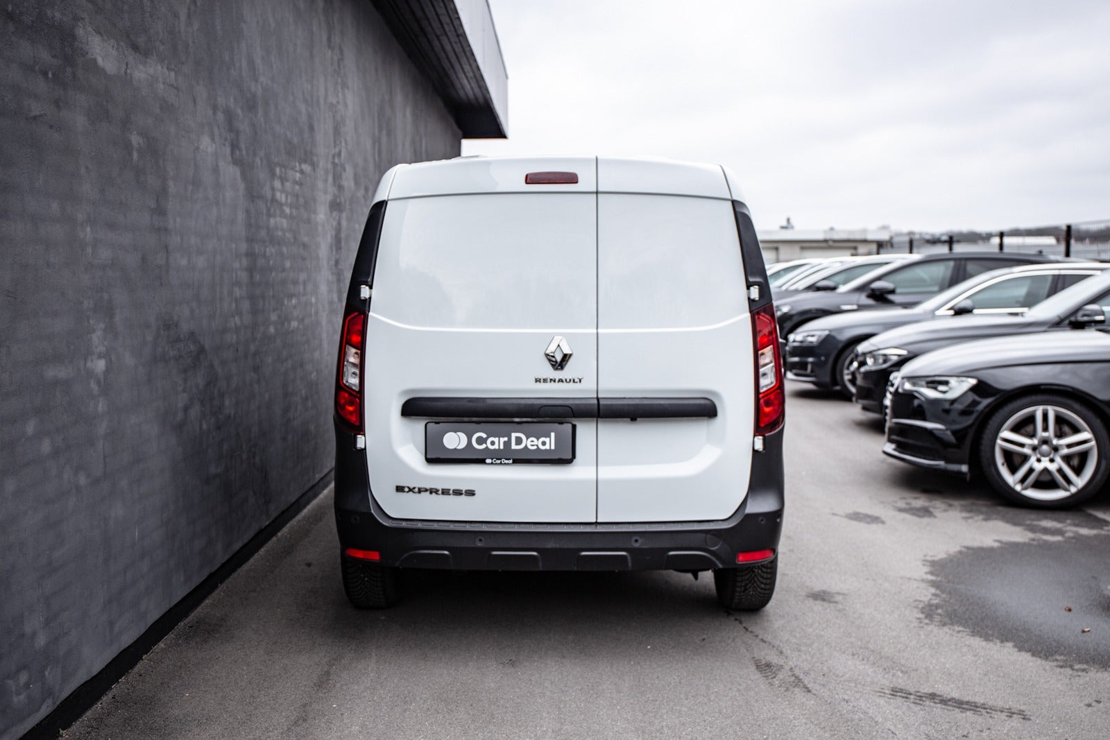 flexleasing-renault-express-15-dci-75-5d-findleasing