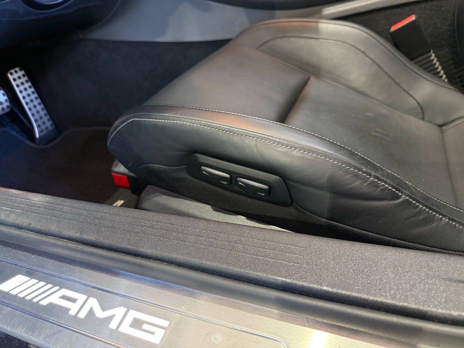 flexleasing-mercedes-amg-gt-c-40-roadster-aut-2d-findleasing