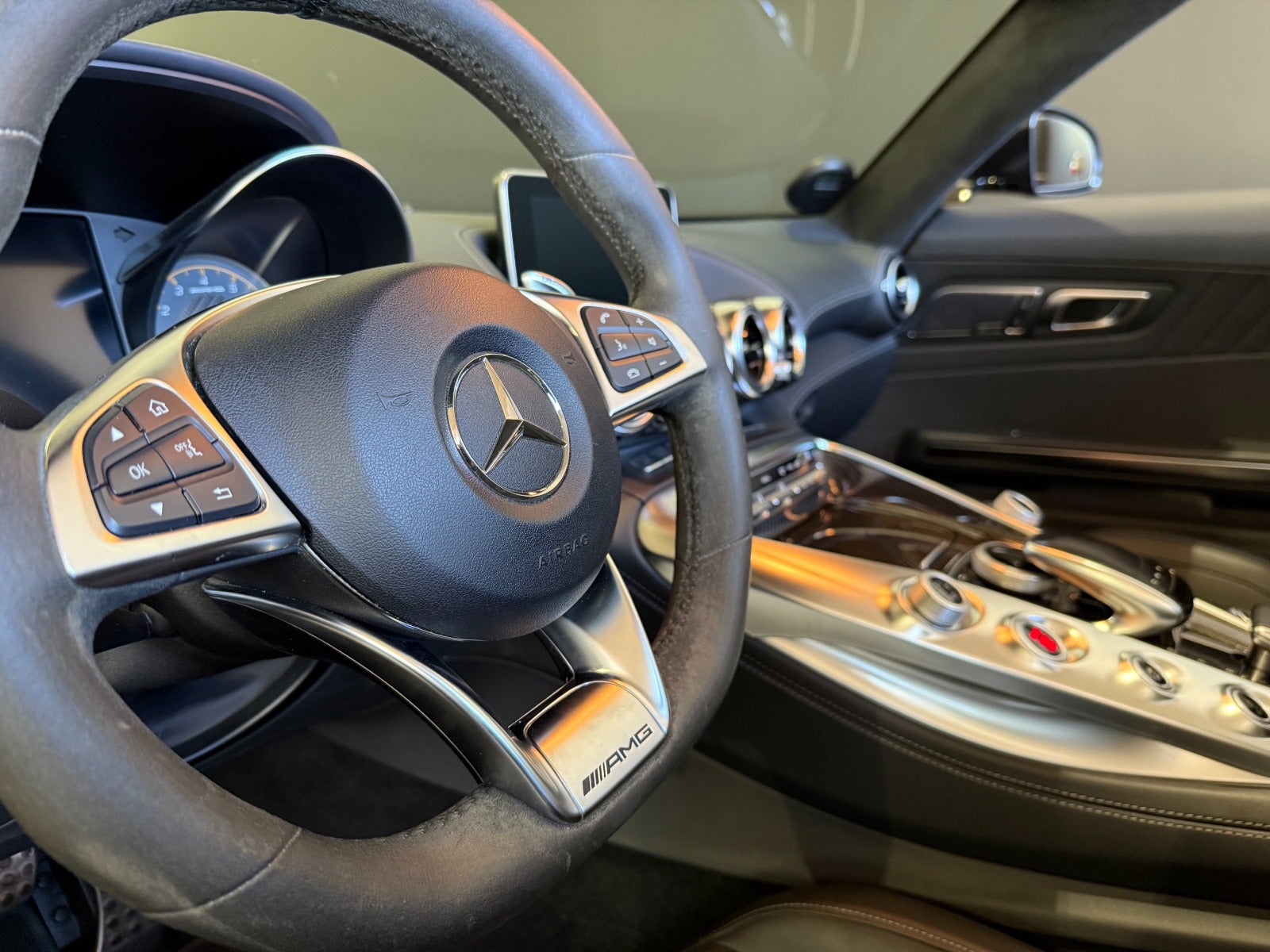 flexleasing-mercedes-amg-gt-c-40-roadster-aut-2d-findleasing