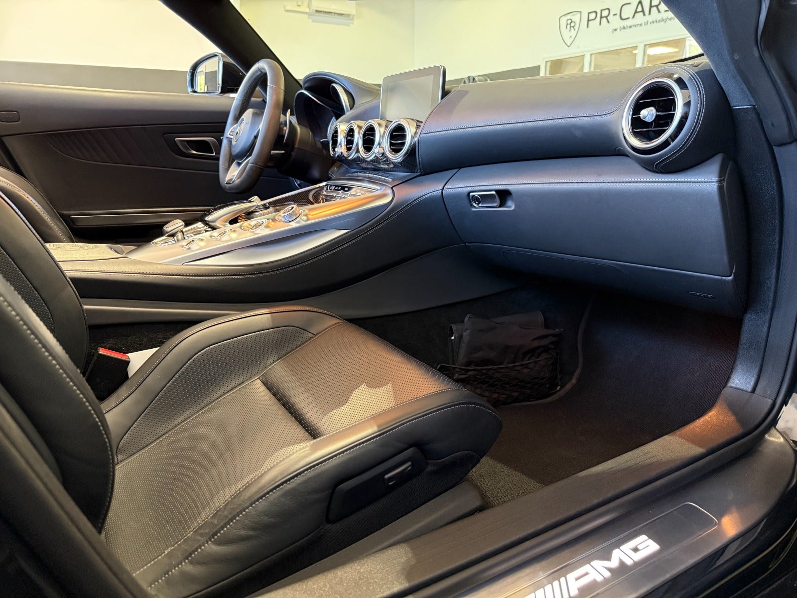 flexleasing-mercedes-amg-gt-c-40-roadster-aut-2d-findleasing
