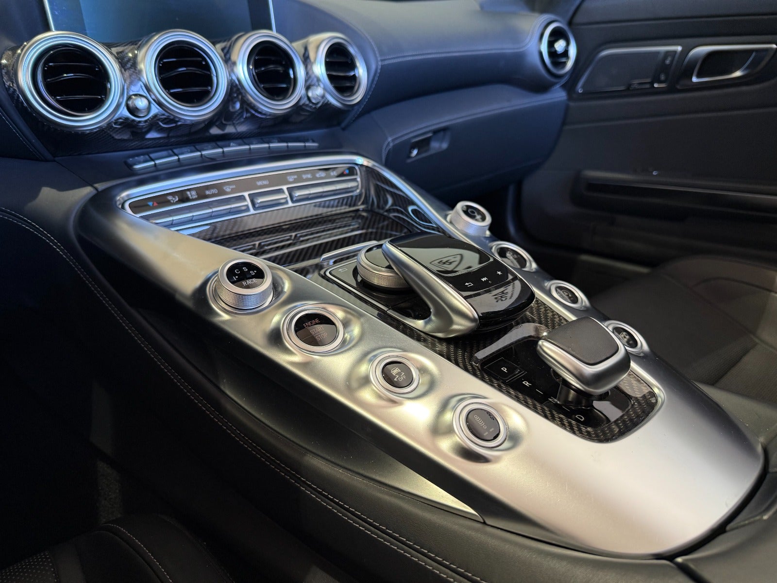 flexleasing-mercedes-amg-gt-c-40-roadster-aut-2d-findleasing