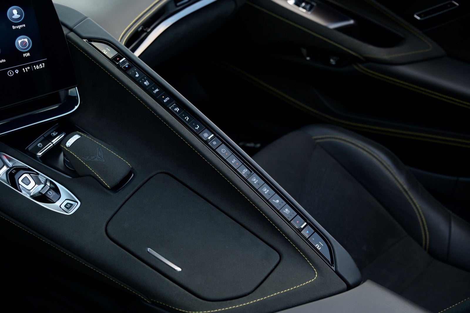 flexleasing-chevrolet-corvette-62-stingray-convertible-z51-dct-2d-findleasing