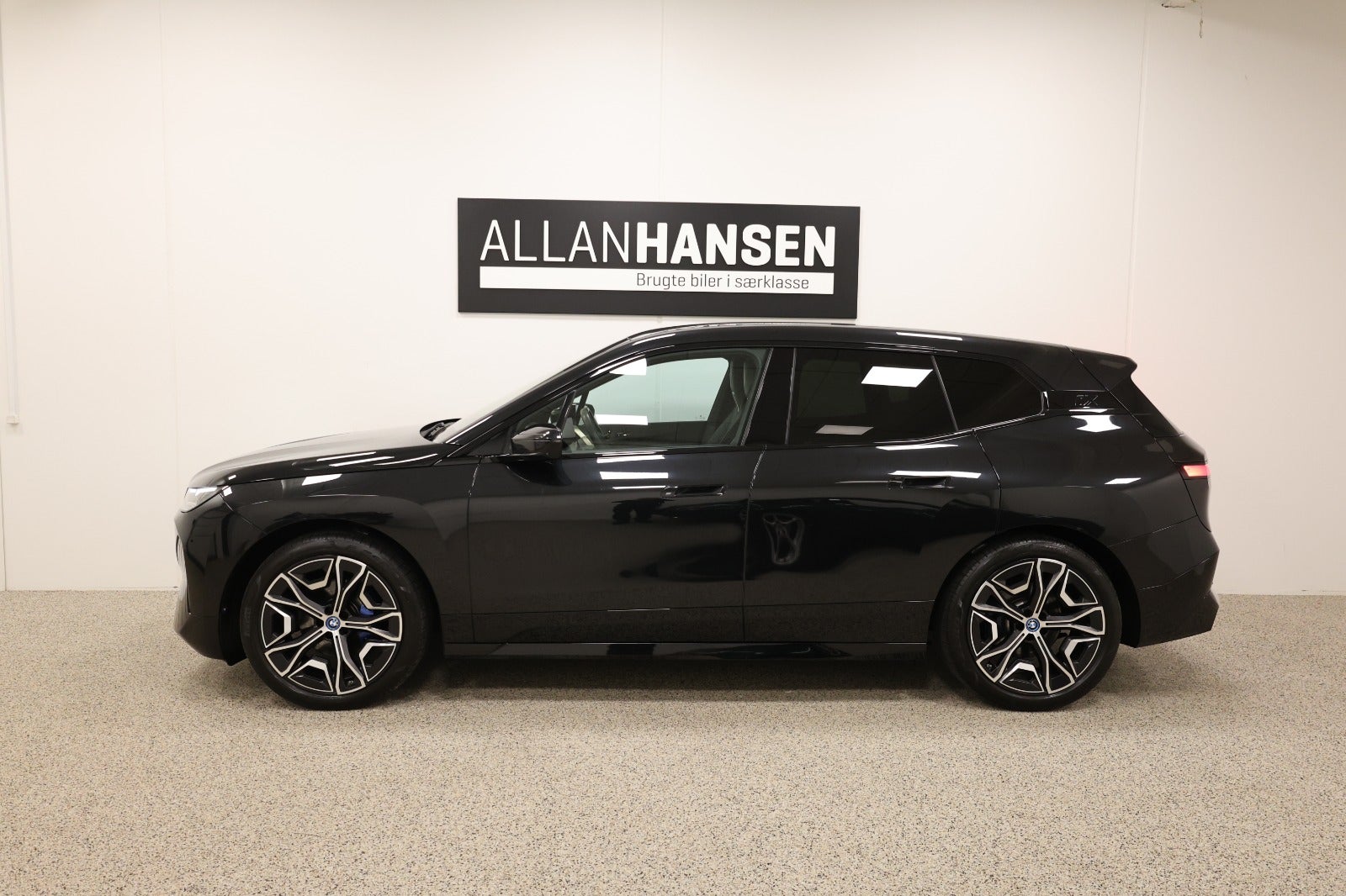 flexleasing-bmw-ix-m60-xdrive40-sport-5d-findleasing