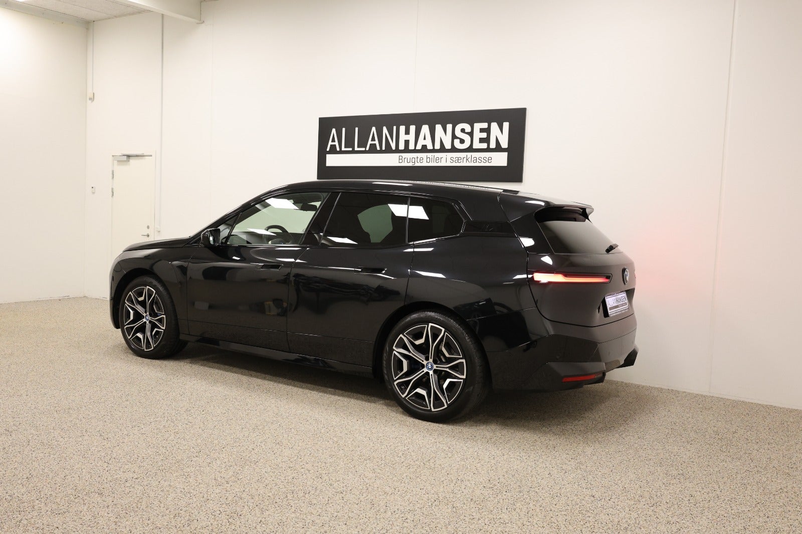 flexleasing-bmw-ix-m60-xdrive40-sport-5d-findleasing