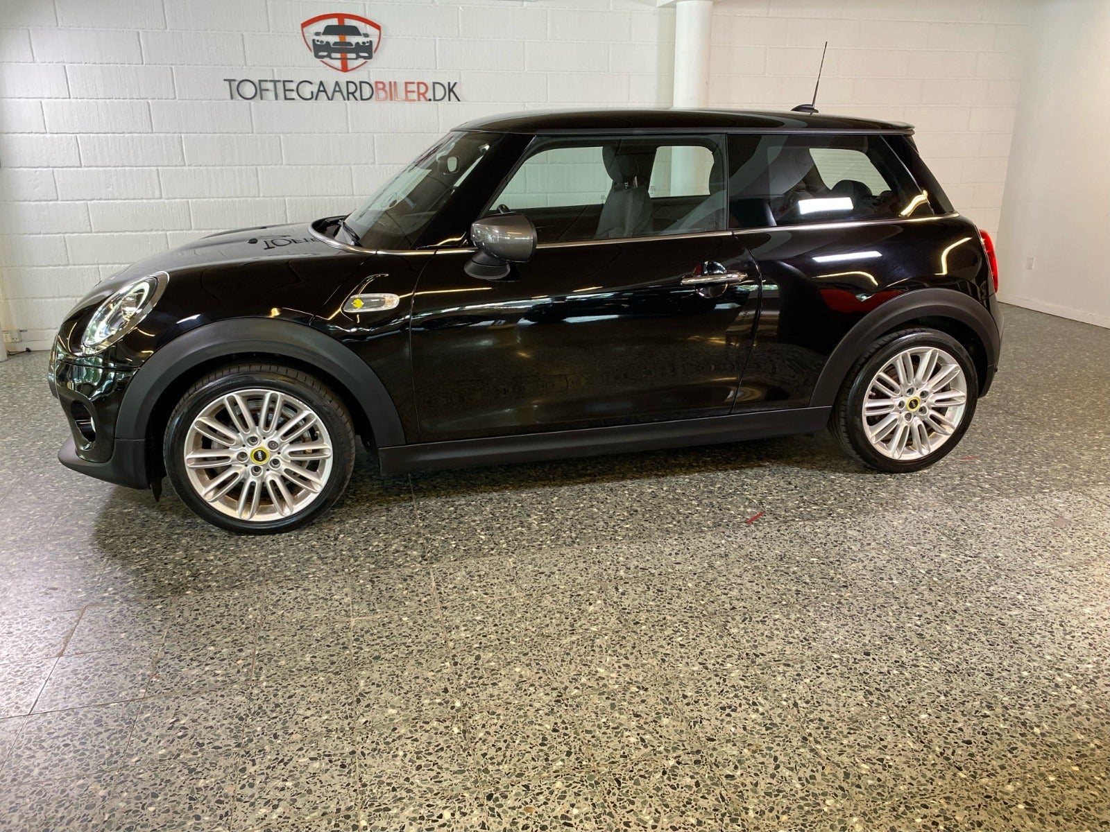 flexleasing-mini-cooper-se-essential-3d-findleasing