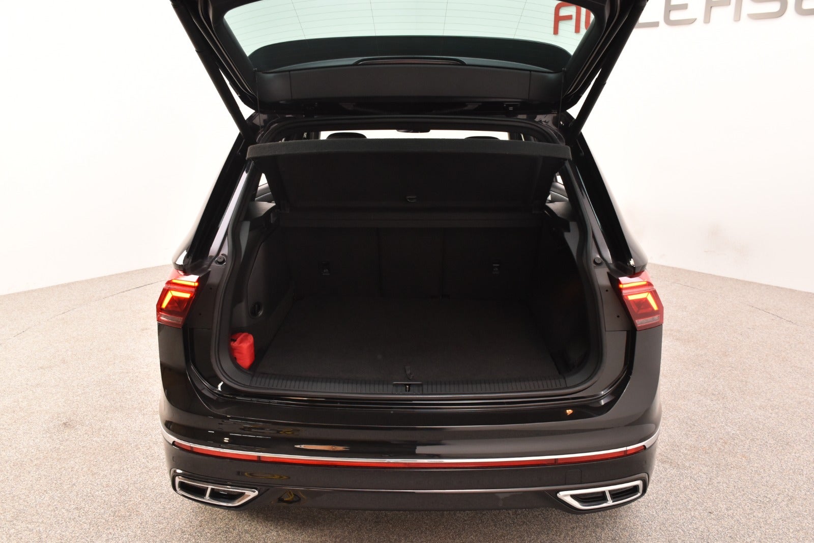 flexleasing-vw-tiguan-14-ehybrid-r-line-dsg-5d-findleasing