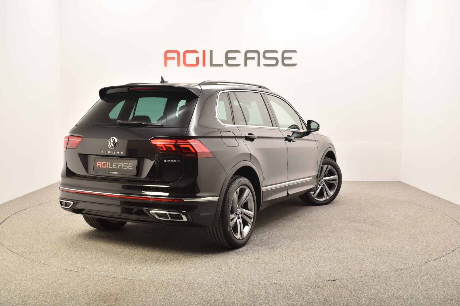 flexleasing-vw-tiguan-14-ehybrid-r-line-dsg-5d-findleasing