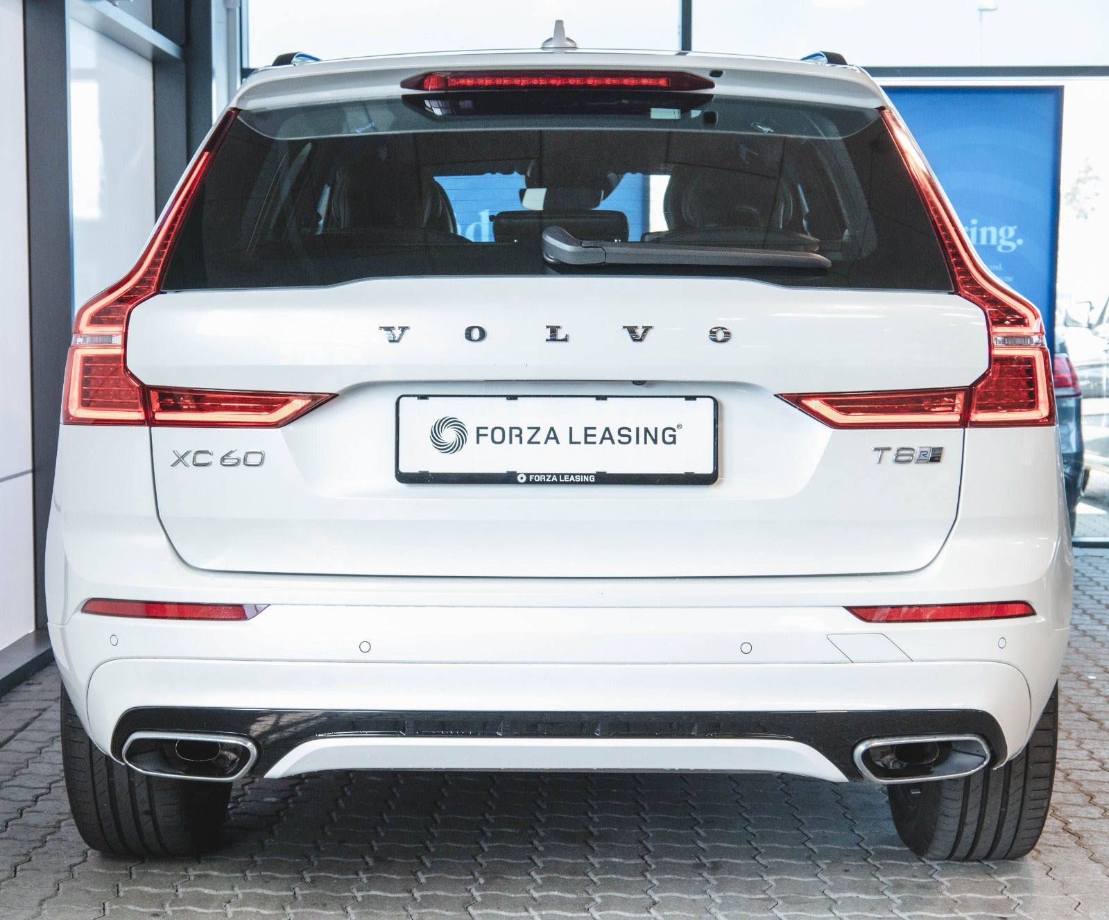 flexleasing-volvo-xc60-20-t8-390-r-design-aut-awd-5d-findleasing