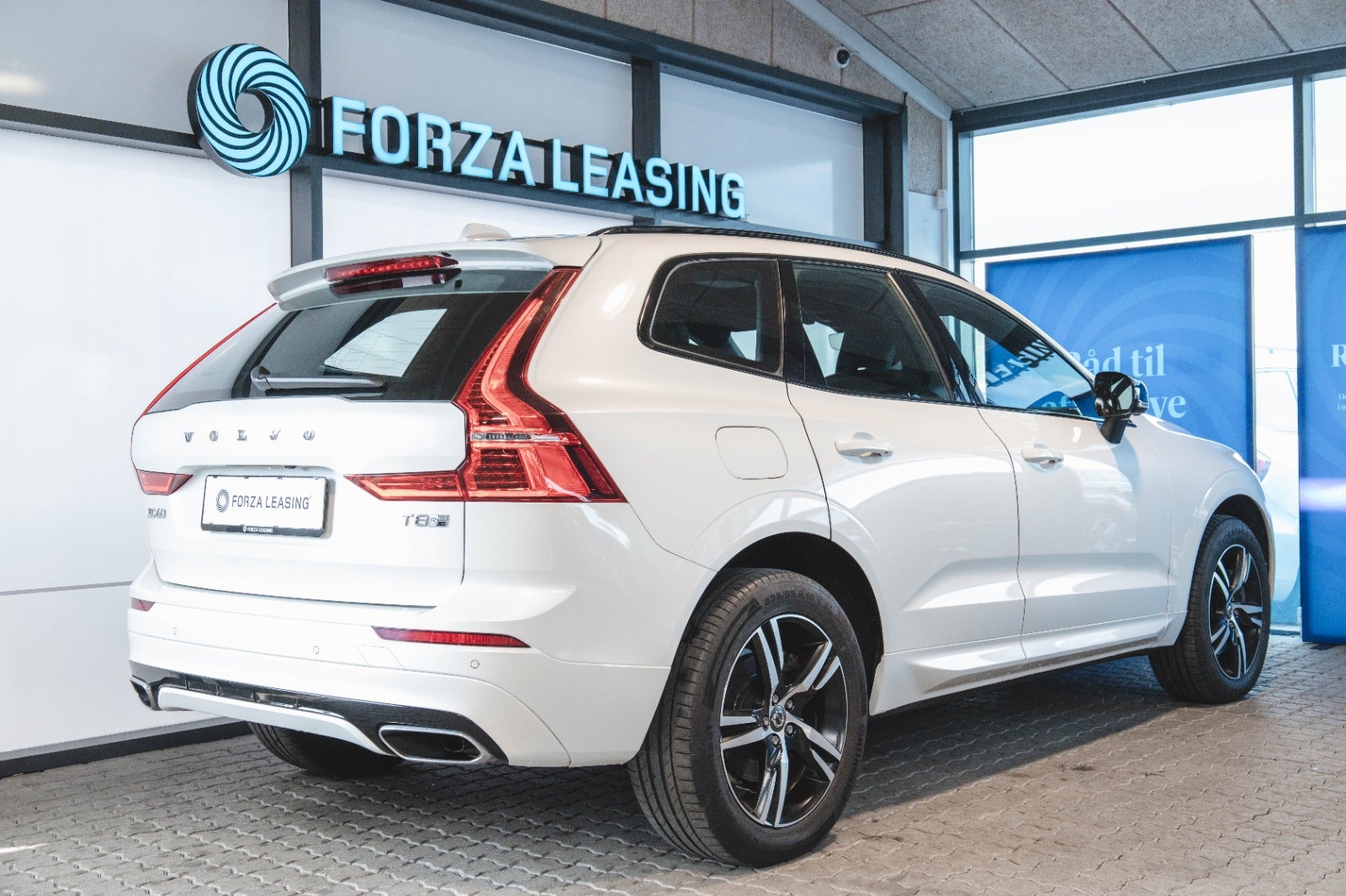flexleasing-volvo-xc60-20-t8-390-r-design-aut-awd-5d-findleasing