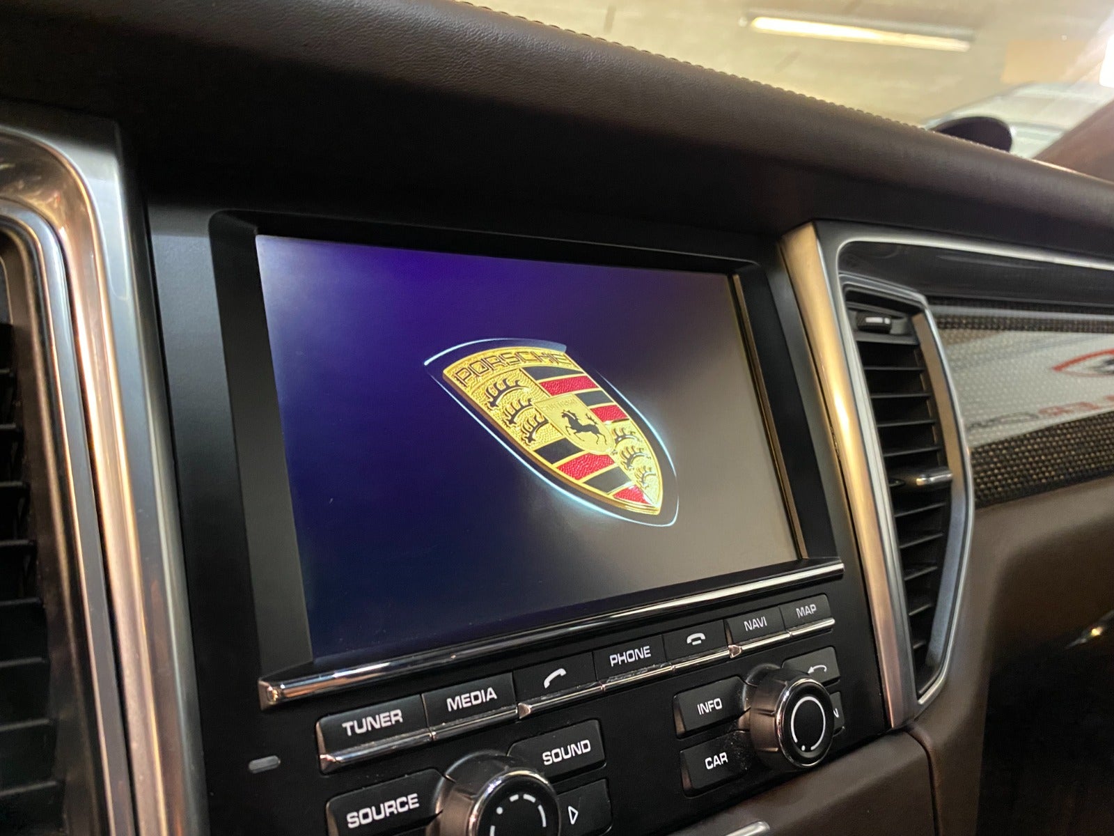 flexleasing-porsche-macan-turbo-36-pdk-5d-findleasing