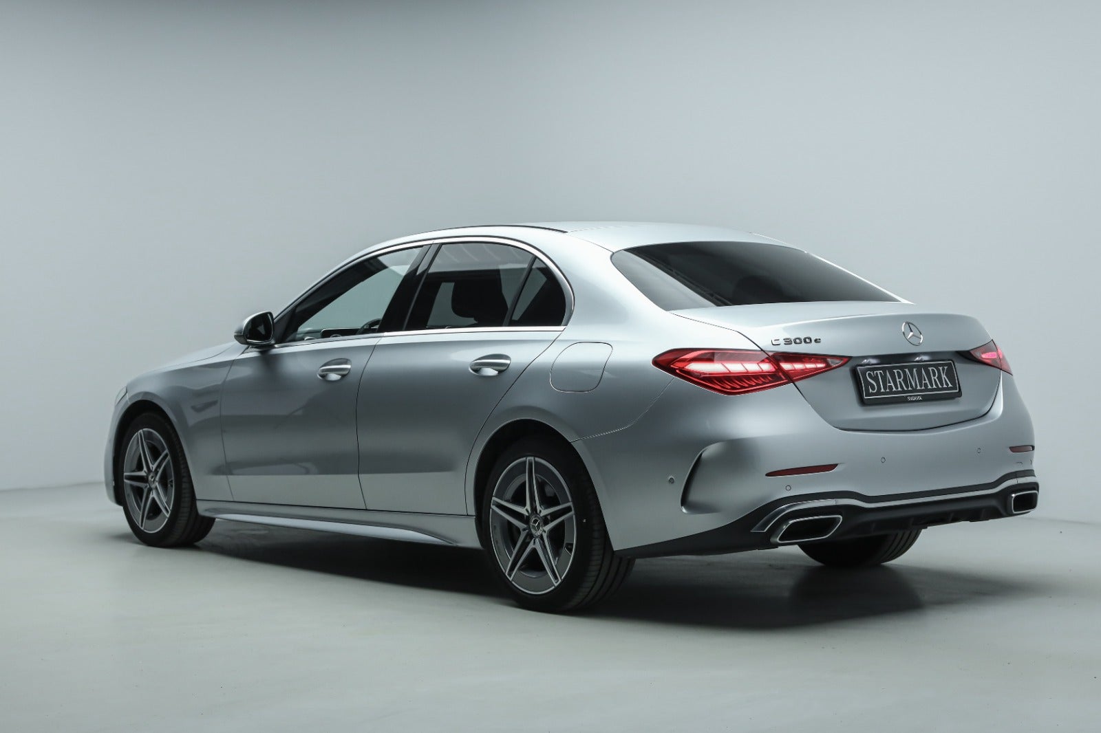 flexleasing-mercedes-c300-e-20-amg-line-aut-4d-findleasing