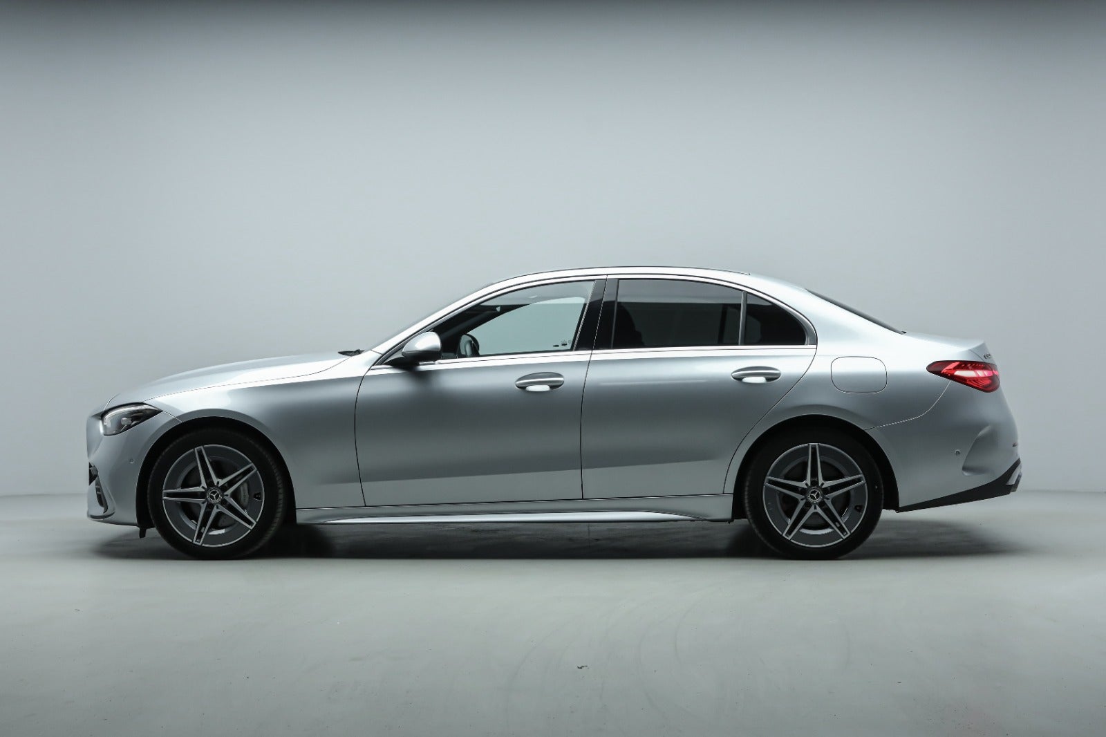 flexleasing-mercedes-c300-e-20-amg-line-aut-4d-findleasing