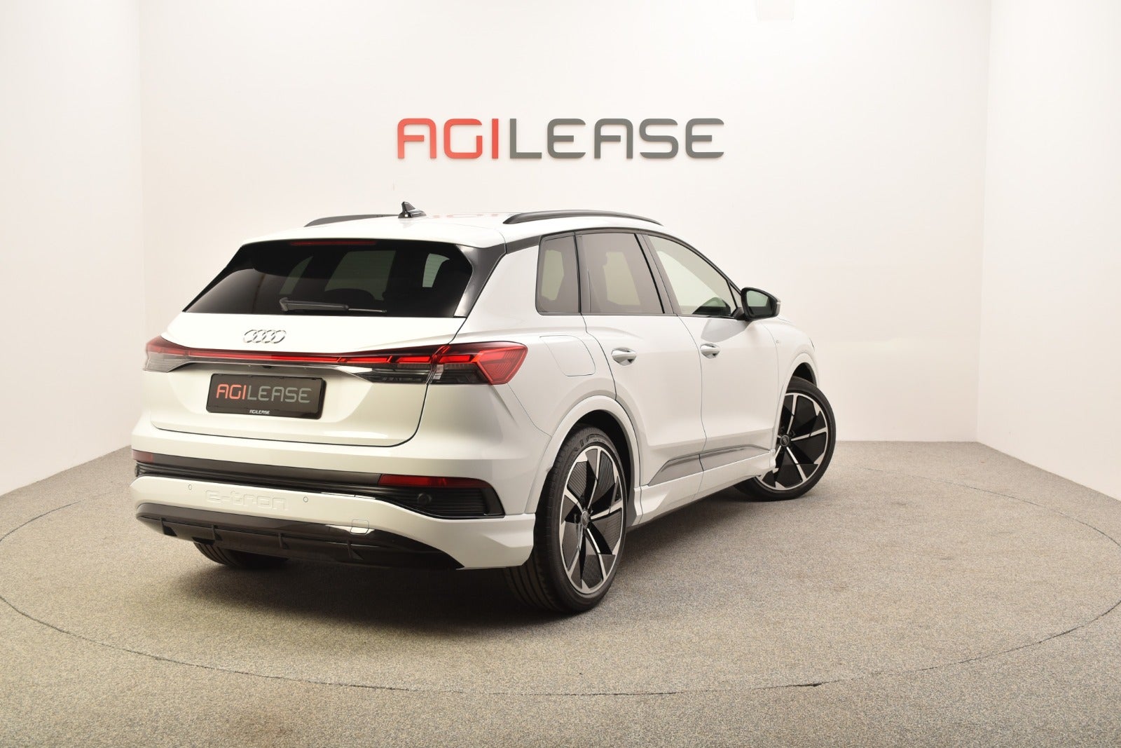 flexleasing-audi-q4-e-tron-40-s-line-5d-findleasing