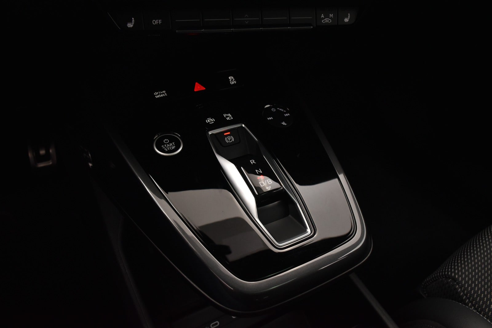 flexleasing-audi-q4-e-tron-40-s-line-5d-findleasing