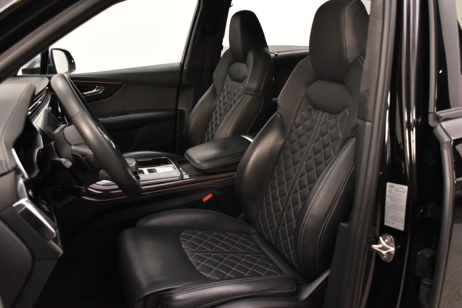 flexleasing-audi-sq7-40-tfsi-quattro-tiptr-5d-findleasing