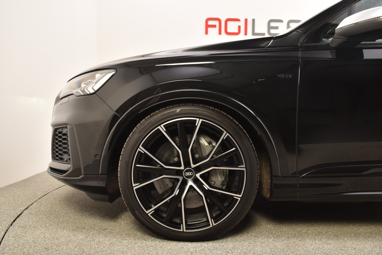 flexleasing-audi-sq7-40-tfsi-quattro-tiptr-5d-findleasing