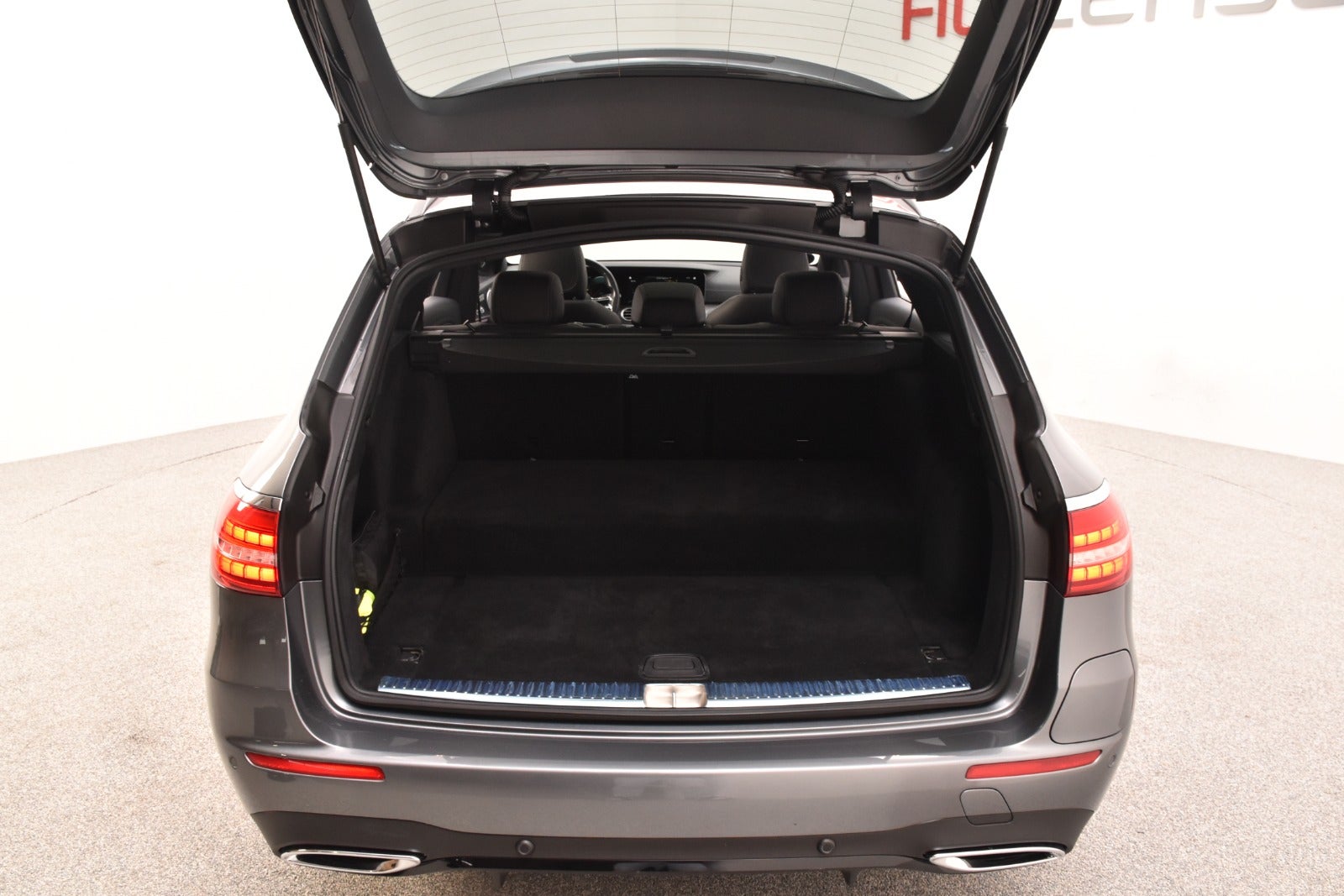 flexleasing-mercedes-e300-de-20-amg-line-stc-aut-4matic-5d-findleasing