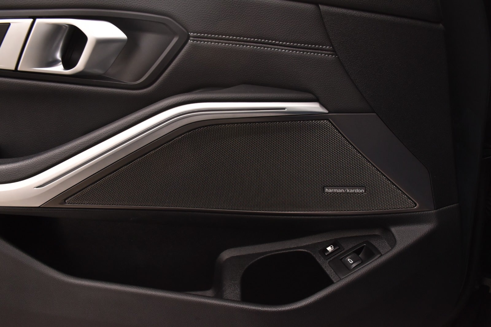 flexleasing-bmw-330e-20-touring-m-sport-aut-5d-findleasing