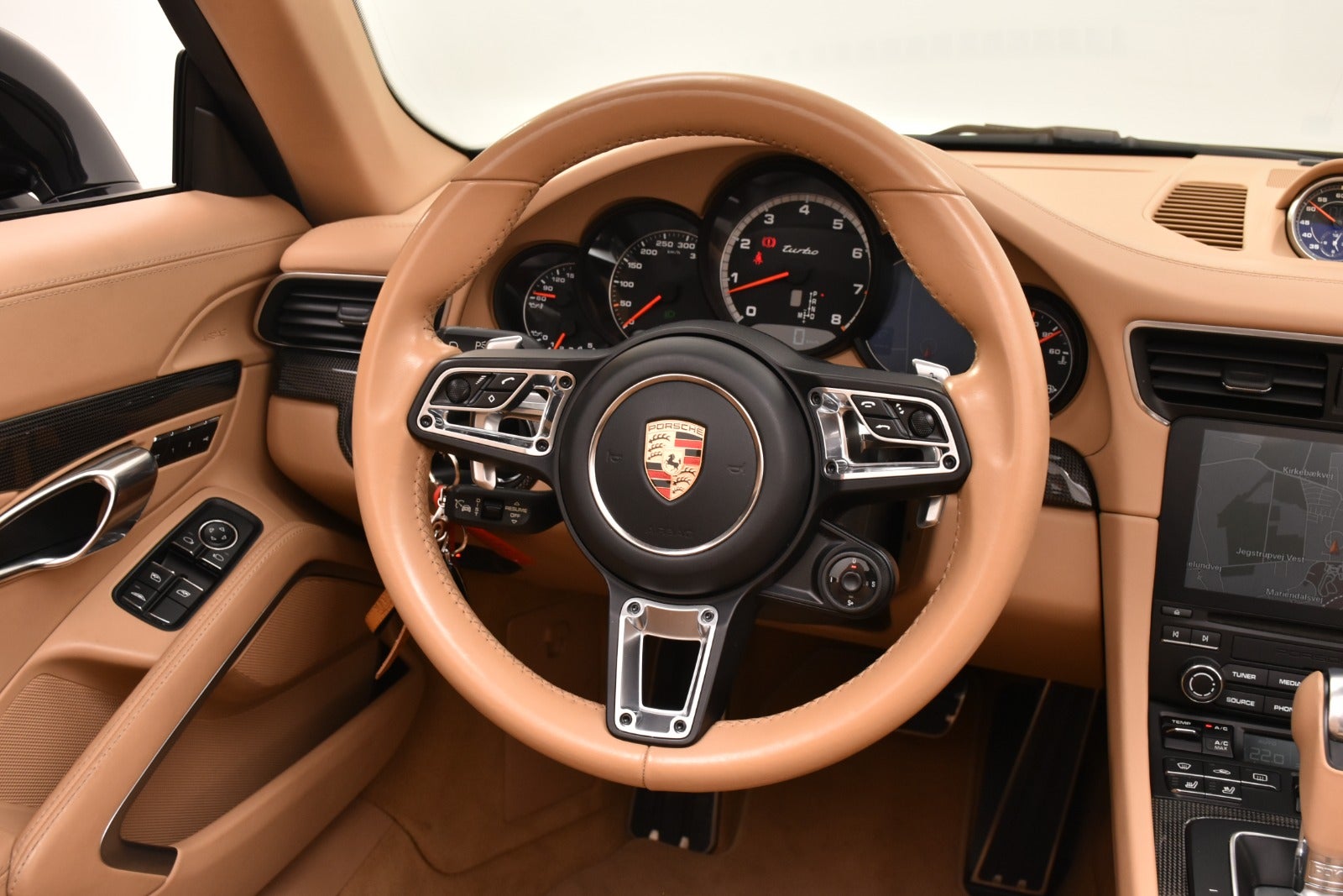 flexleasing-porsche-911-turbo-38-cabriolet-pdk-2d-findleasing