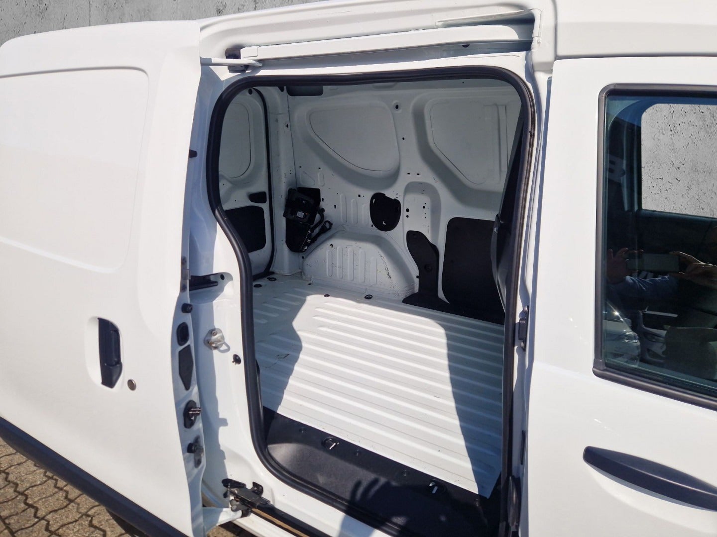 flexleasing-dacia-dokker-15-dci-95-essential-tekno-van-5d-findleasing