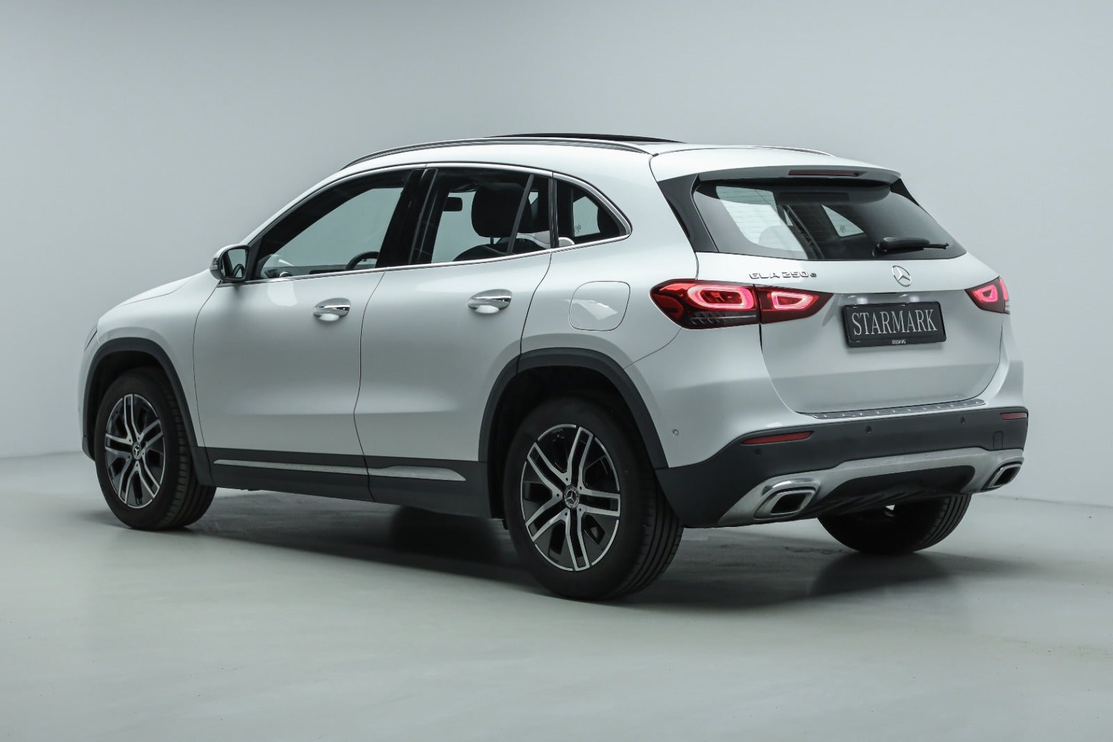 flexleasing-mercedes-gla250-e-13-progressive-aut-5d-findleasing