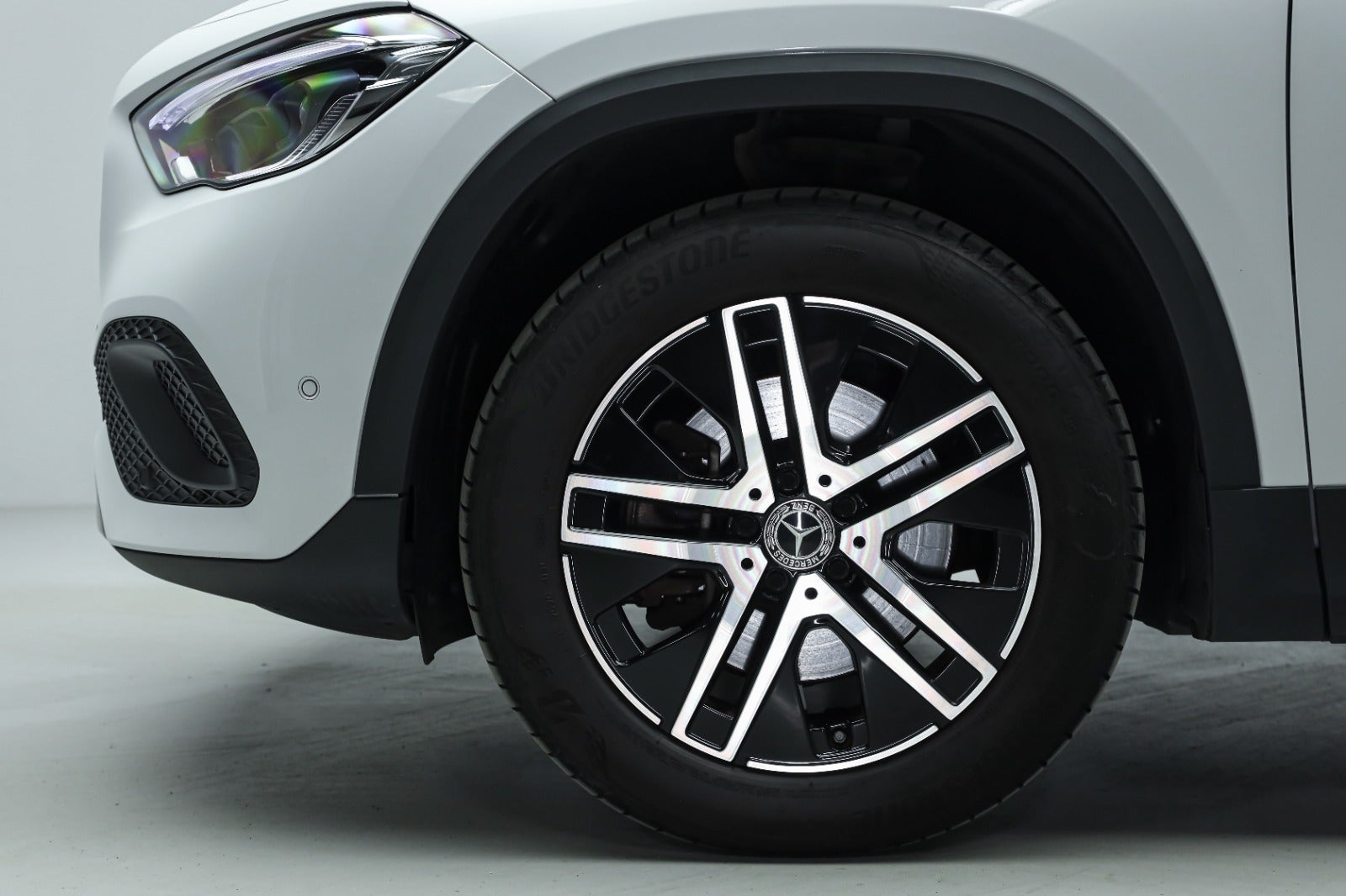 flexleasing-mercedes-gla250-e-13-progressive-aut-5d-findleasing