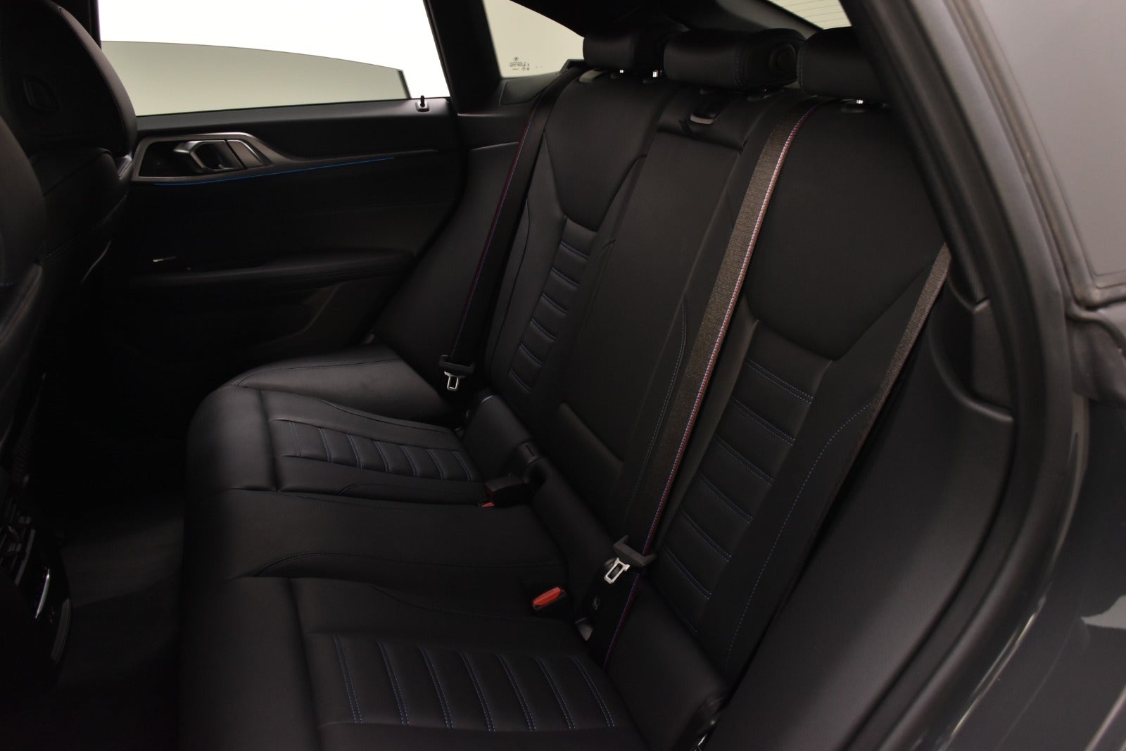 flexleasing-bmw-i4-edrive40-m-sport-5d-findleasing