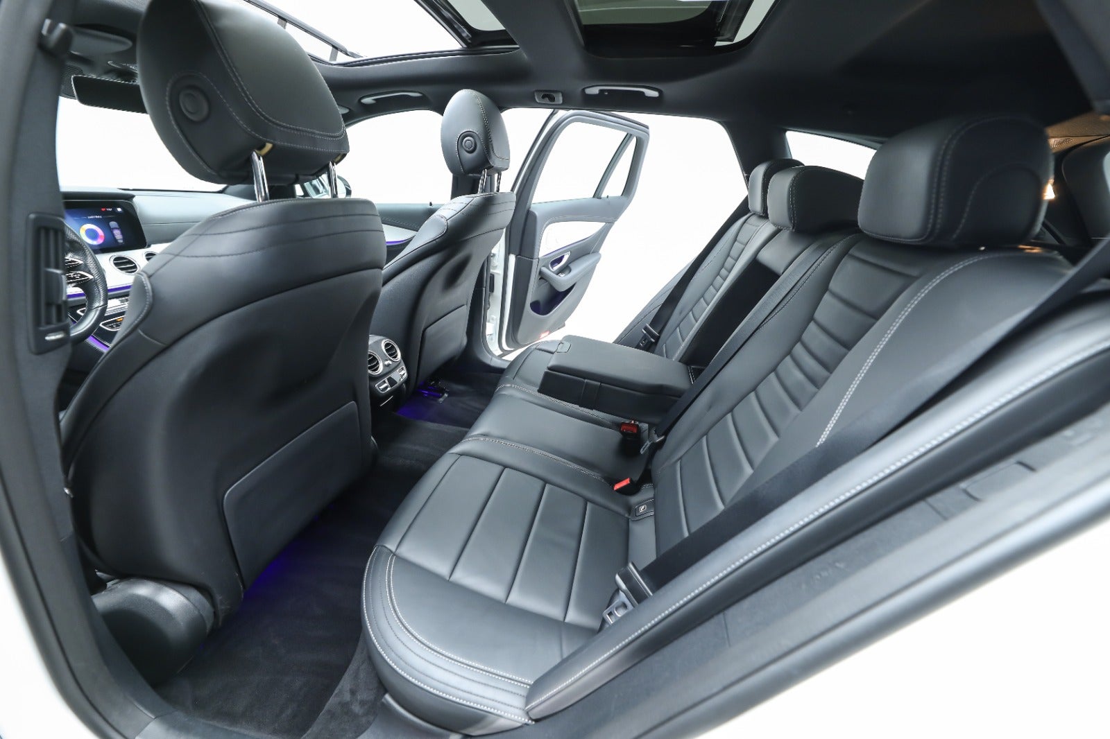 flexleasing-mercedes-e300-de-20-amg-line-stc-aut-4matic-5d-findleasing