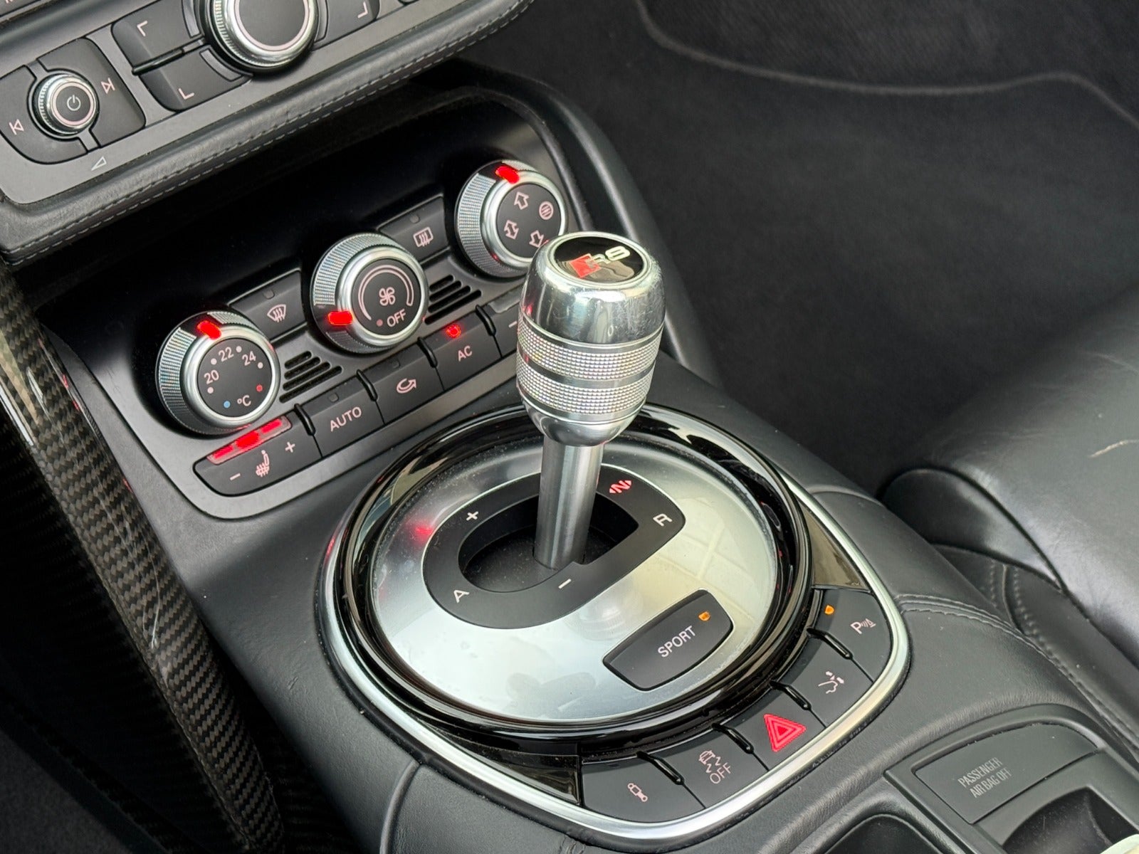flexleasing-audi-r8-42-fsi-spyder-quattro-s-tr-2d-findleasing