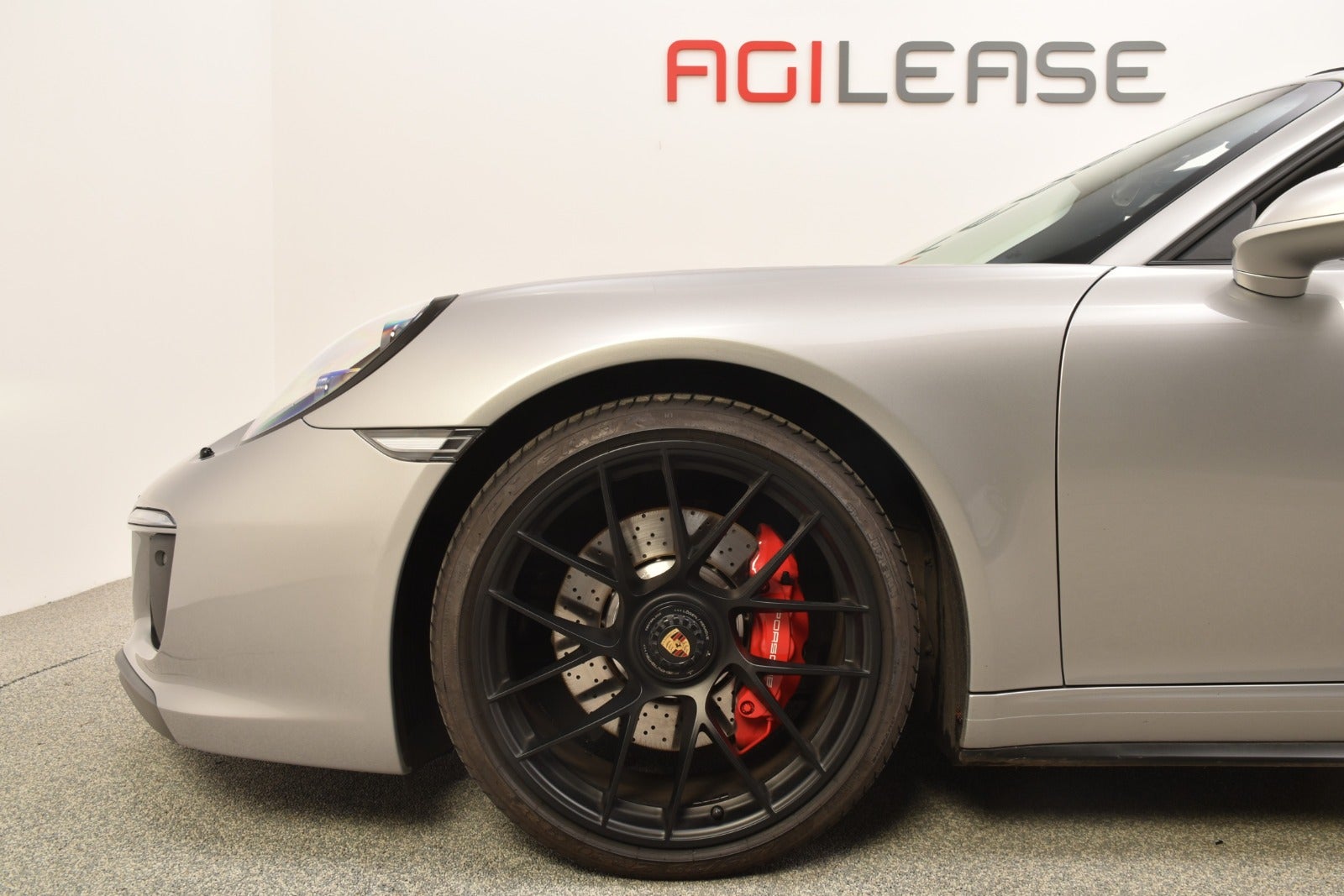 flexleasing-porsche-911-targa-4-gts-30-pdk-2d-findleasing