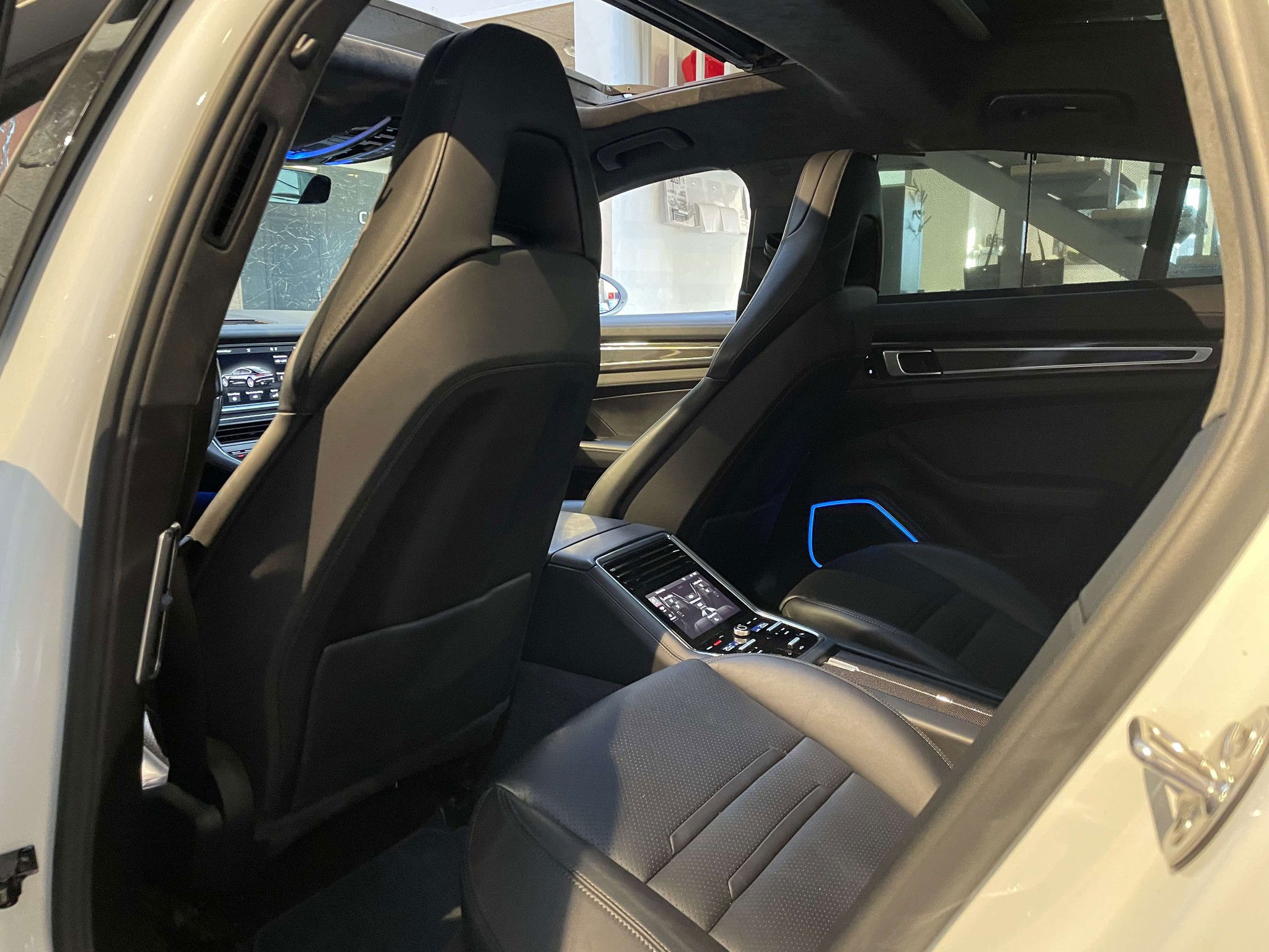 flexleasing-porsche-panamera-turbo-sport-turismo-turbo-40-v8-550-hk-4x4-pdk-findleasing