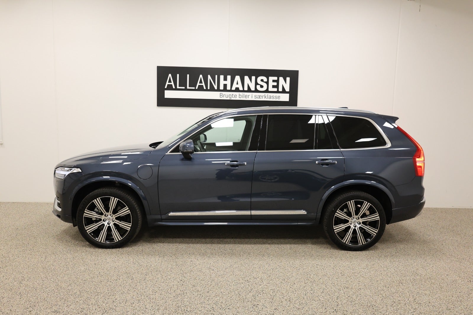 flexleasing-volvo-xc90-20-t8-recharge-inscription-aut-awd-7prs-5d-findleasing