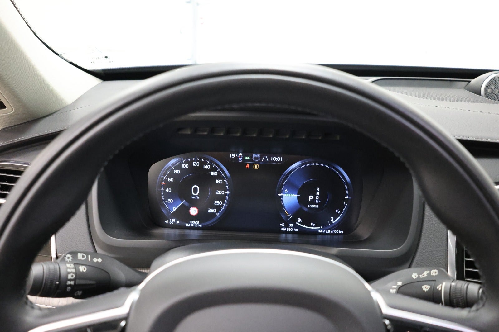 flexleasing-volvo-xc90-20-t8-recharge-inscription-aut-awd-7prs-5d-findleasing