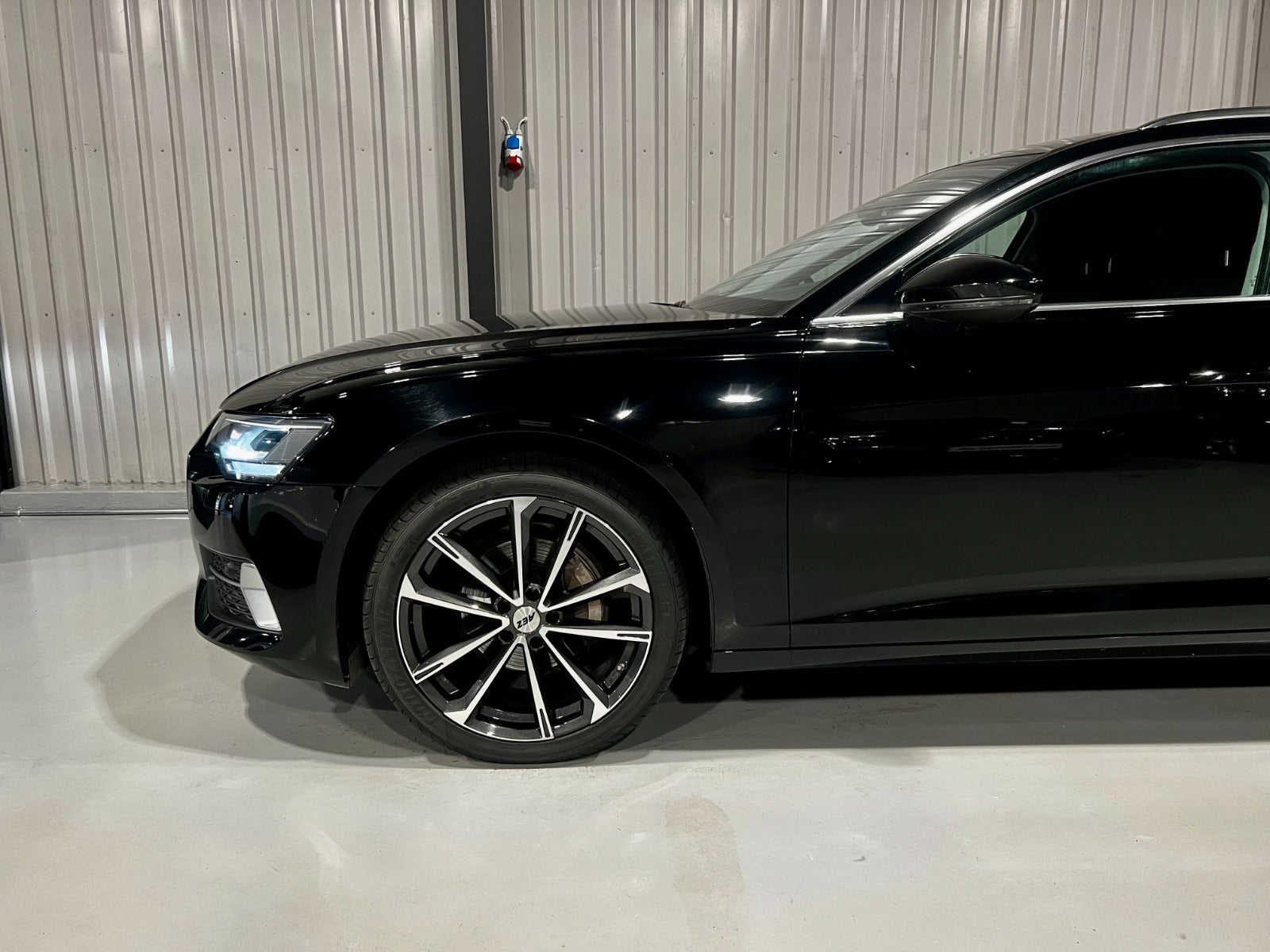 flexleasing-audi-a6-40-tdi-sport-avant-s-tr-5d-findleasing
