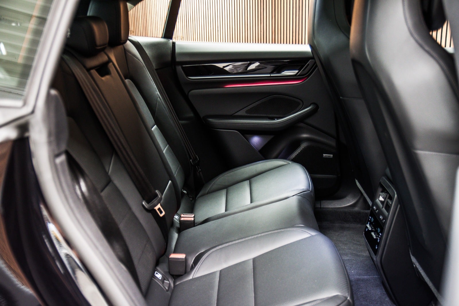 flexleasing-porsche-macan-4-5d-findleasing