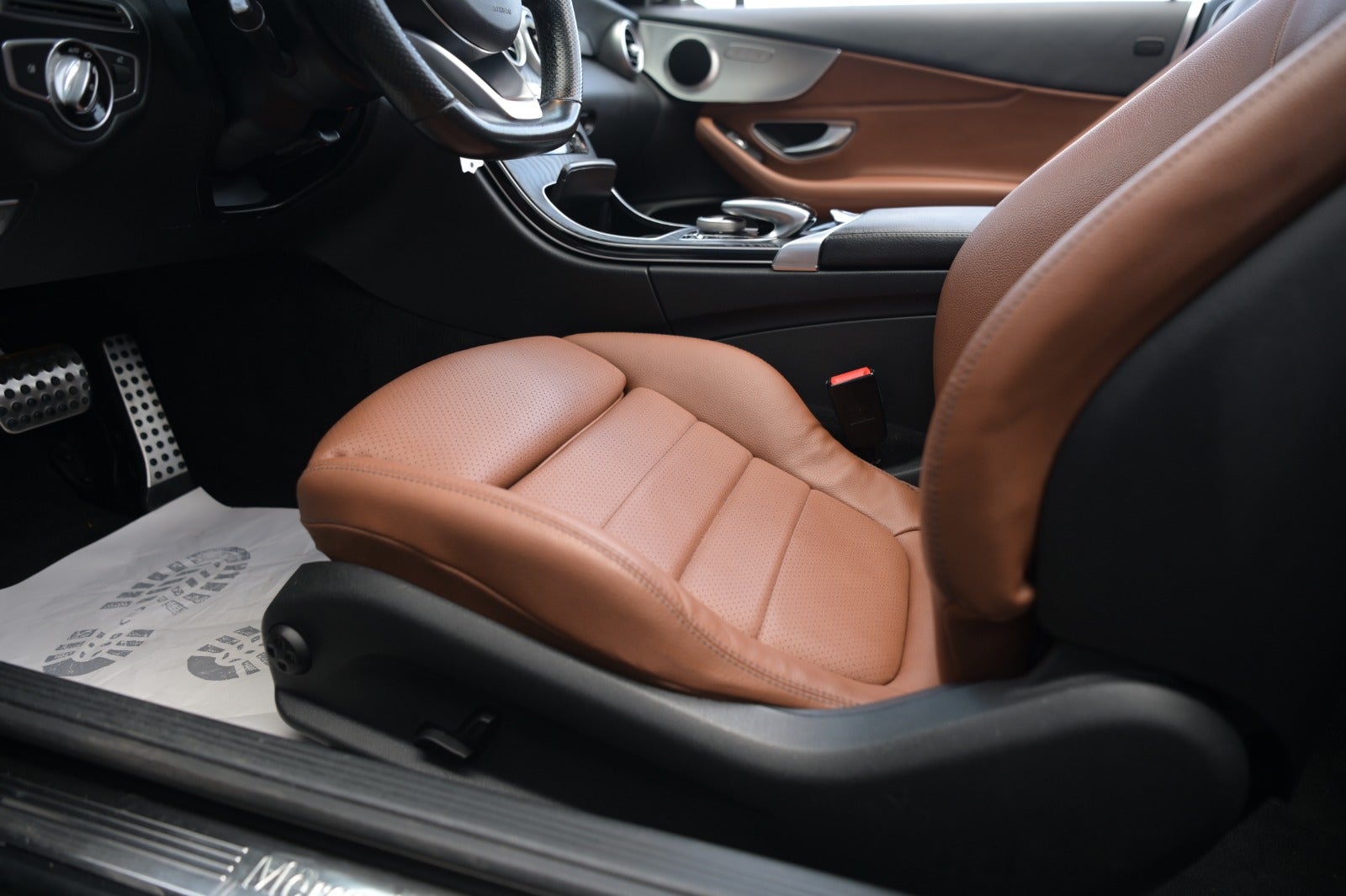 flexleasing-mercedes-c200-20-amg-line-cabriolet-aut-4matic-2d-findleasing