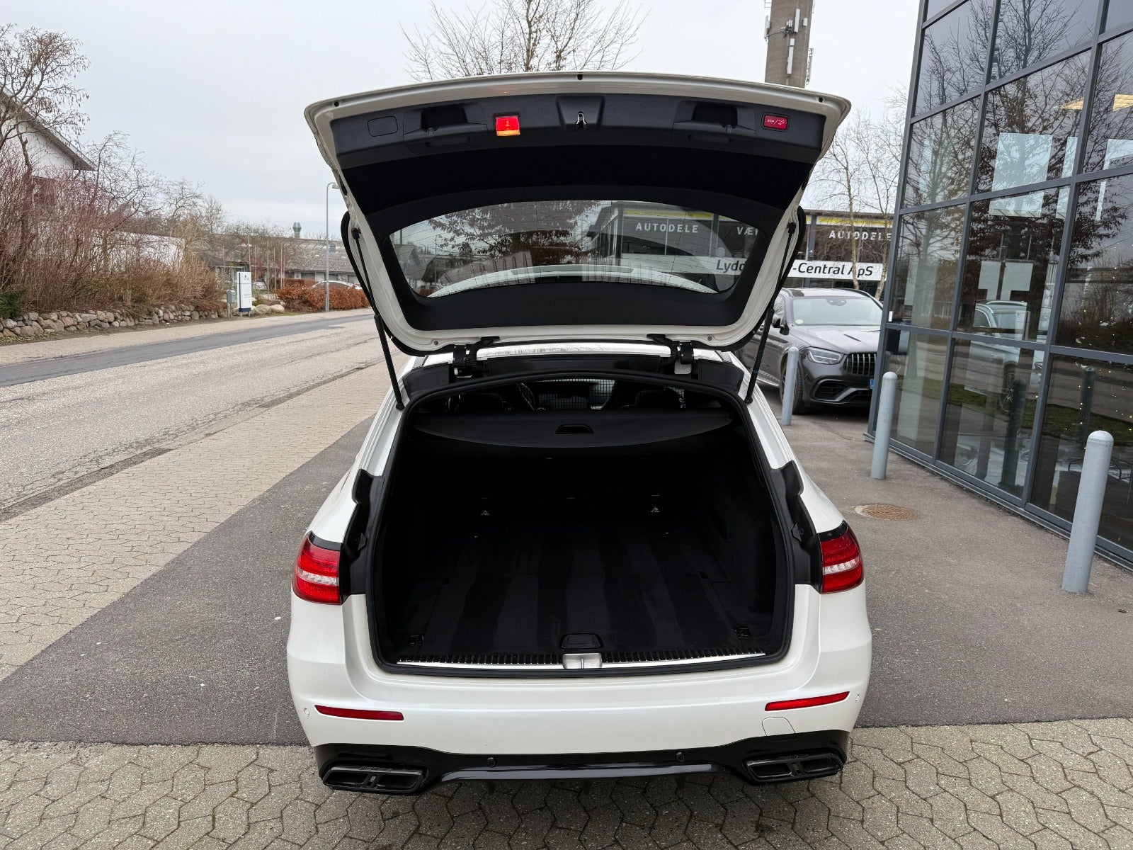 flexleasing-mercedes-e63-40-amg-s-stc-aut-4matic-5d-findleasing
