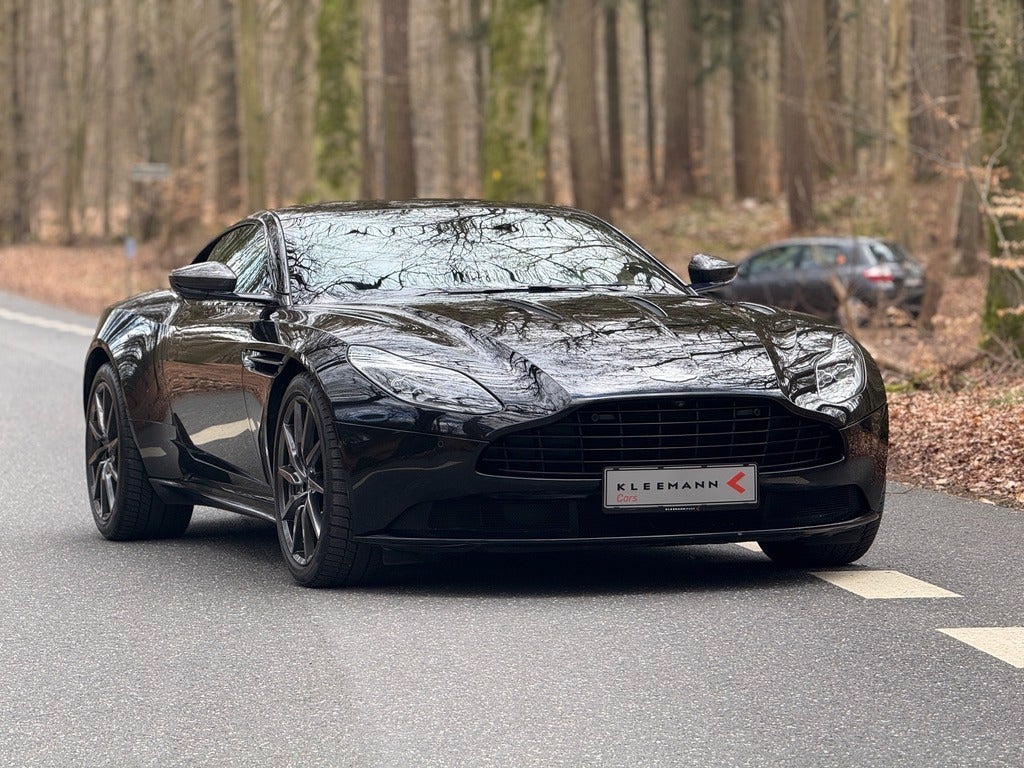 flexleasing-aston-martin-db11-52-v12-coupe-aut-2d-findleasing