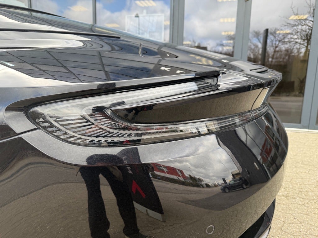flexleasing-aston-martin-db11-52-v12-coupe-aut-2d-findleasing