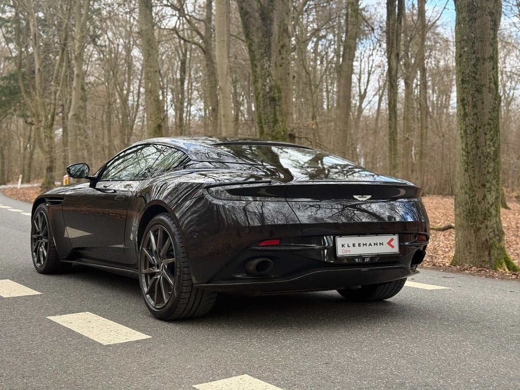 flexleasing-aston-martin-db11-52-v12-coupe-aut-2d-findleasing