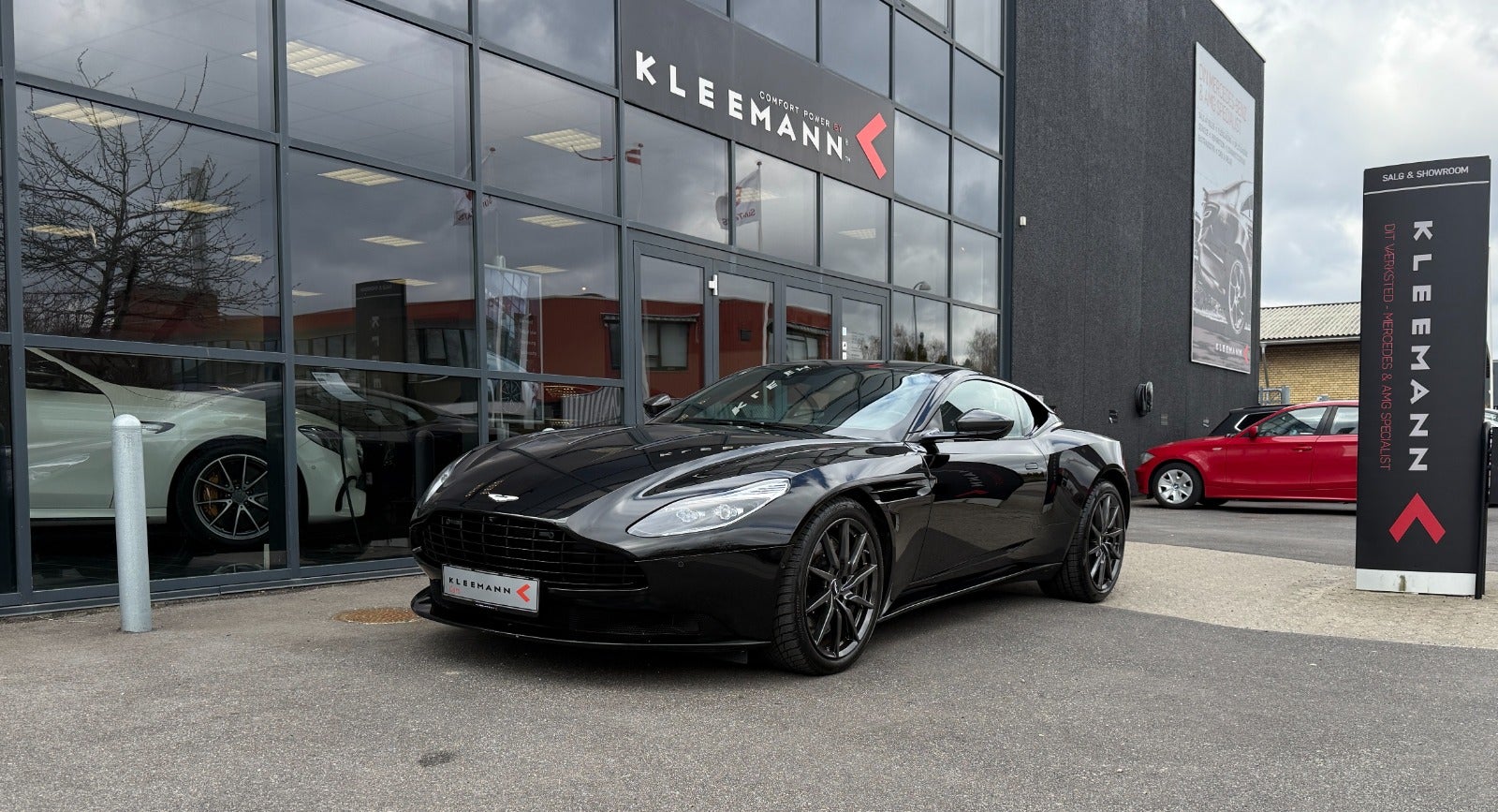 flexleasing-aston-martin-db11-52-v12-coupe-aut-2d-findleasing