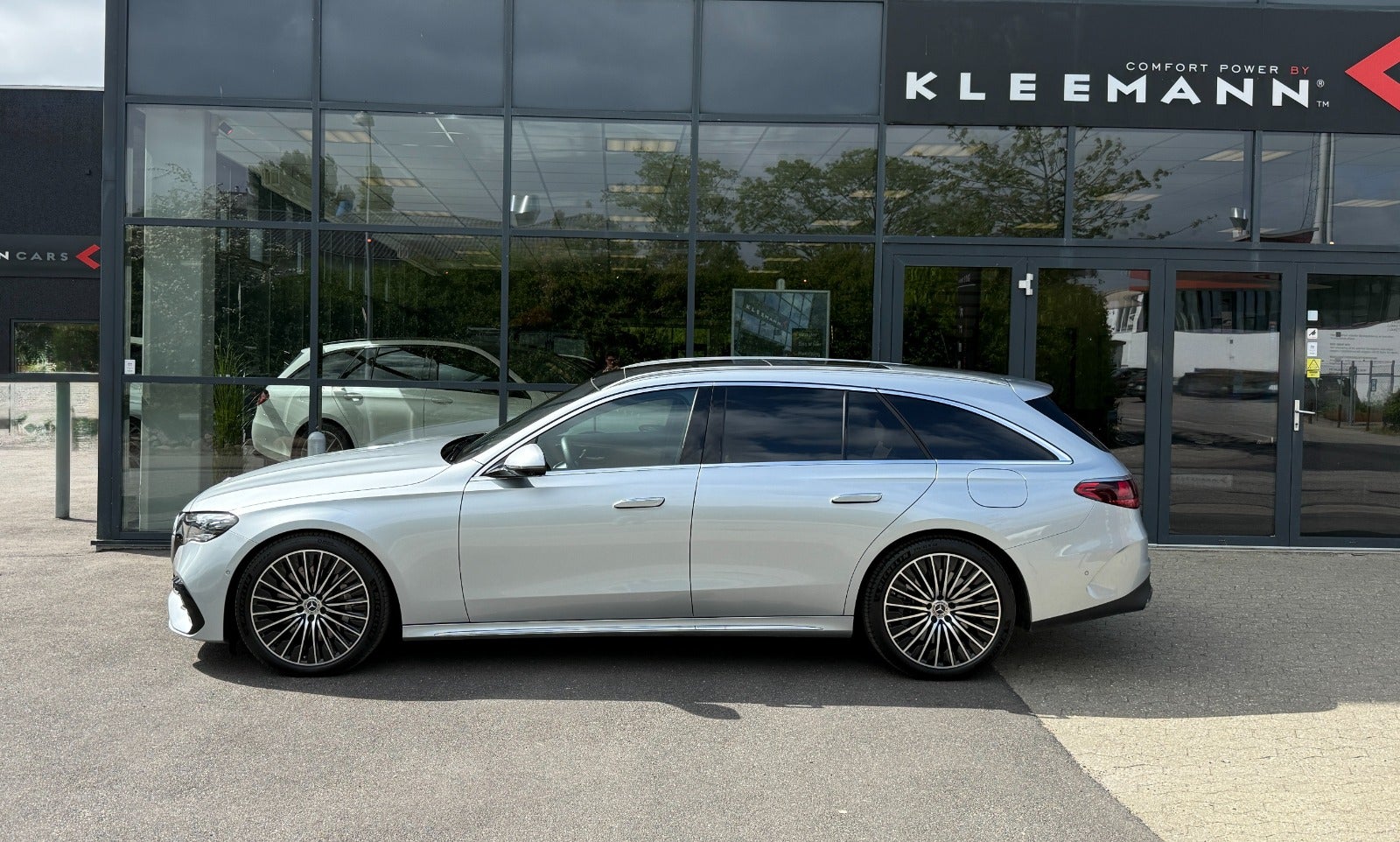 flexleasing-mercedes-e300-de-20-amg-line-stc-aut-4matic-5d-findleasing