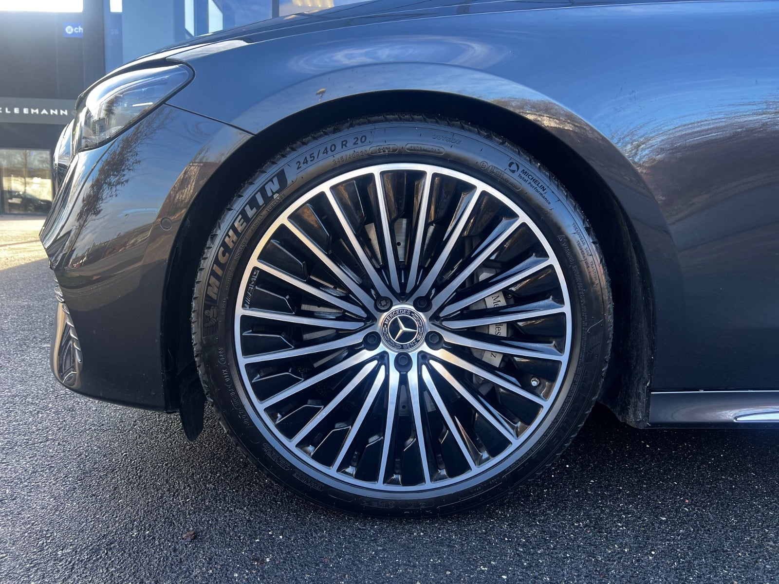 flexleasing-mercedes-e300-de-20-stc-aut-4matic-5d-findleasing