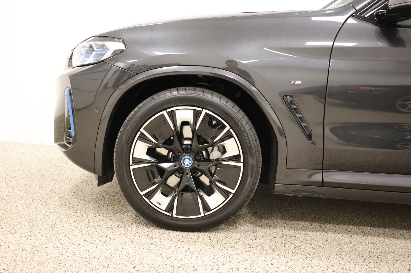 flexleasing-bmw-ix3-charged-plus-m-sport-5d-findleasing