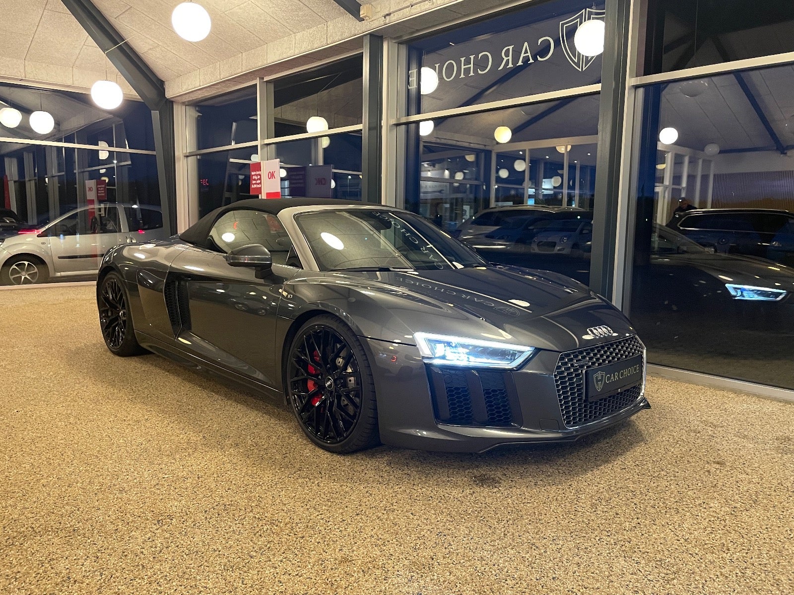 flexleasing-audi-r8-52-fsi-spyder-quattro-s-tr-2d-findleasing