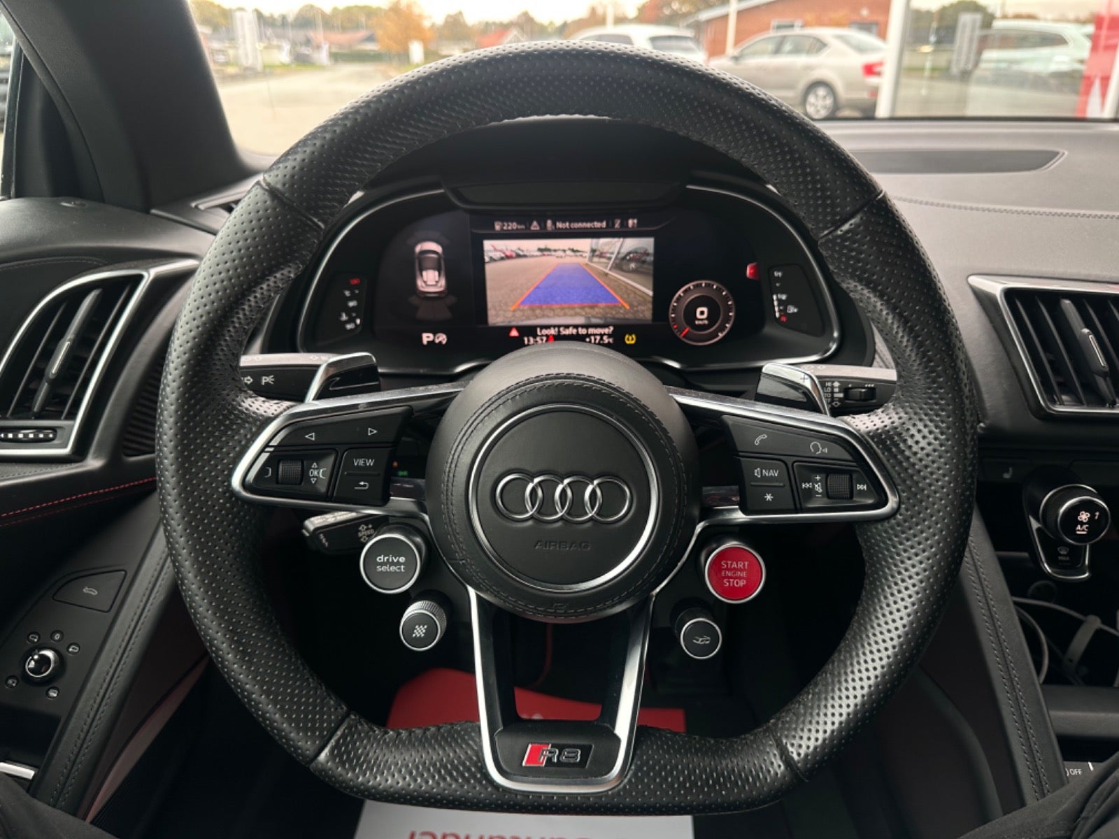 flexleasing-audi-r8-52-fsi-spyder-quattro-s-tr-2d-findleasing