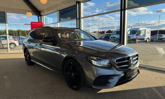 Mercedes E350 d 3,0 AMG Line stc. aut. 5d