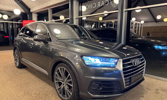 Audi Q7 3,0 TDi 272 S-line quattro Tiptr. 7prs 5d