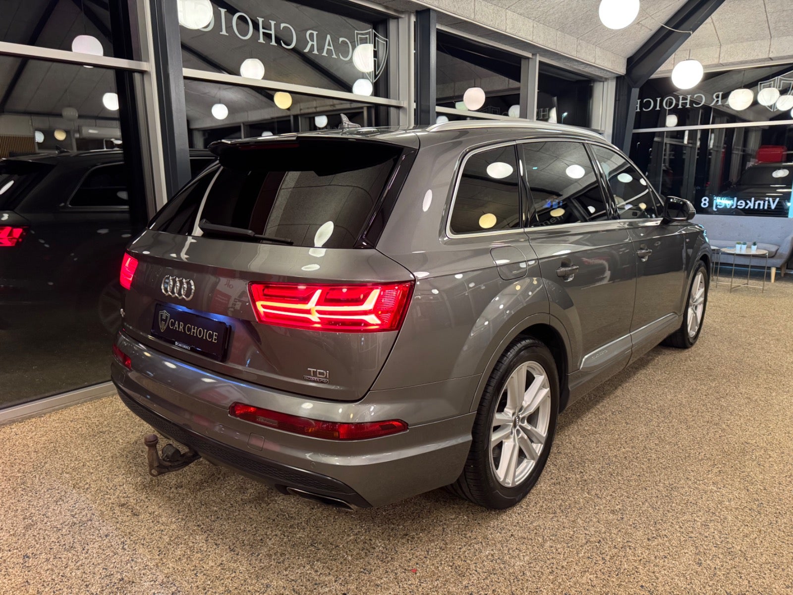 flexleasing-audi-q7-30-tdi-272-s-line-quattro-tiptr-7prs-5d-findleasing