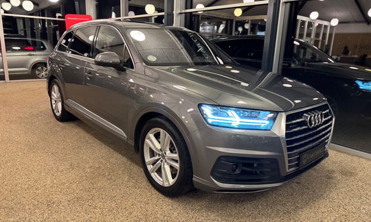 Audi Q7 3,0 TDi 272 S-line quattro Tiptr. 7prs 5d